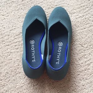 Rothy’s rounded toe flats in forrest green